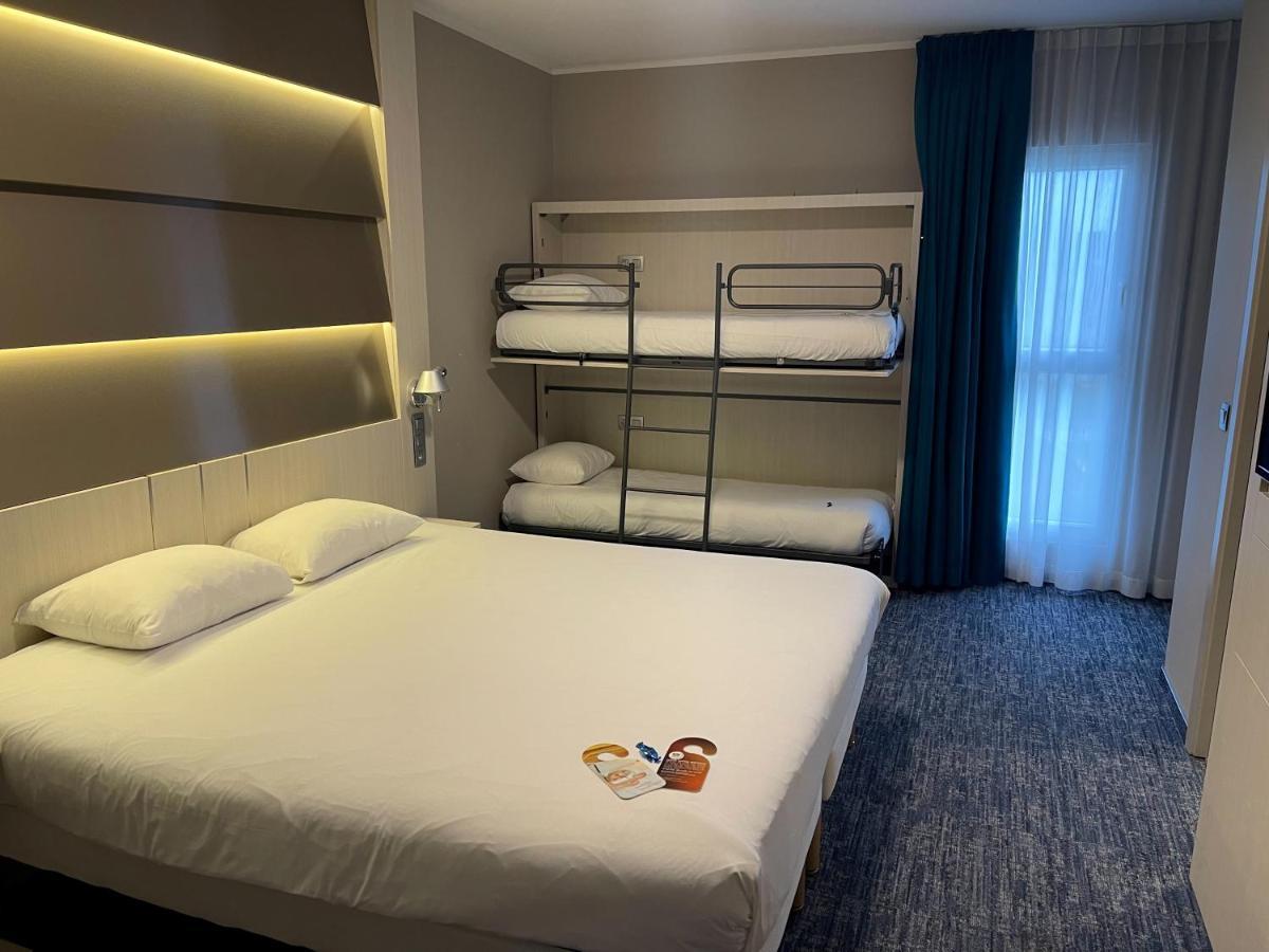 Отель Ibis Styles Нивель Экстерьер фото