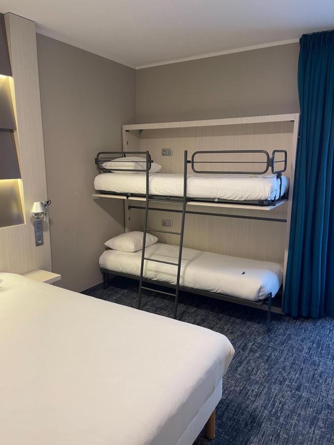 Отель Ibis Styles Нивель Экстерьер фото