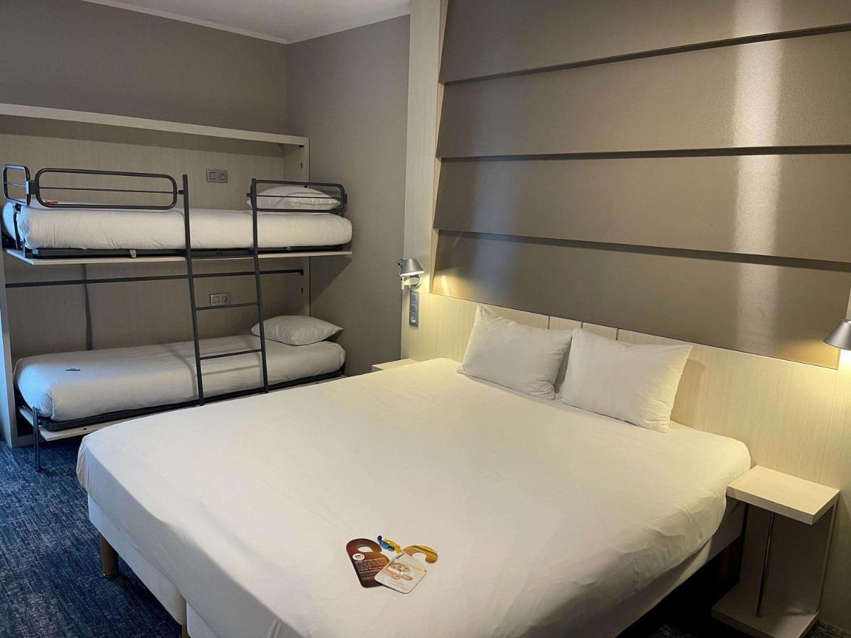 Отель Ibis Styles Нивель Экстерьер фото