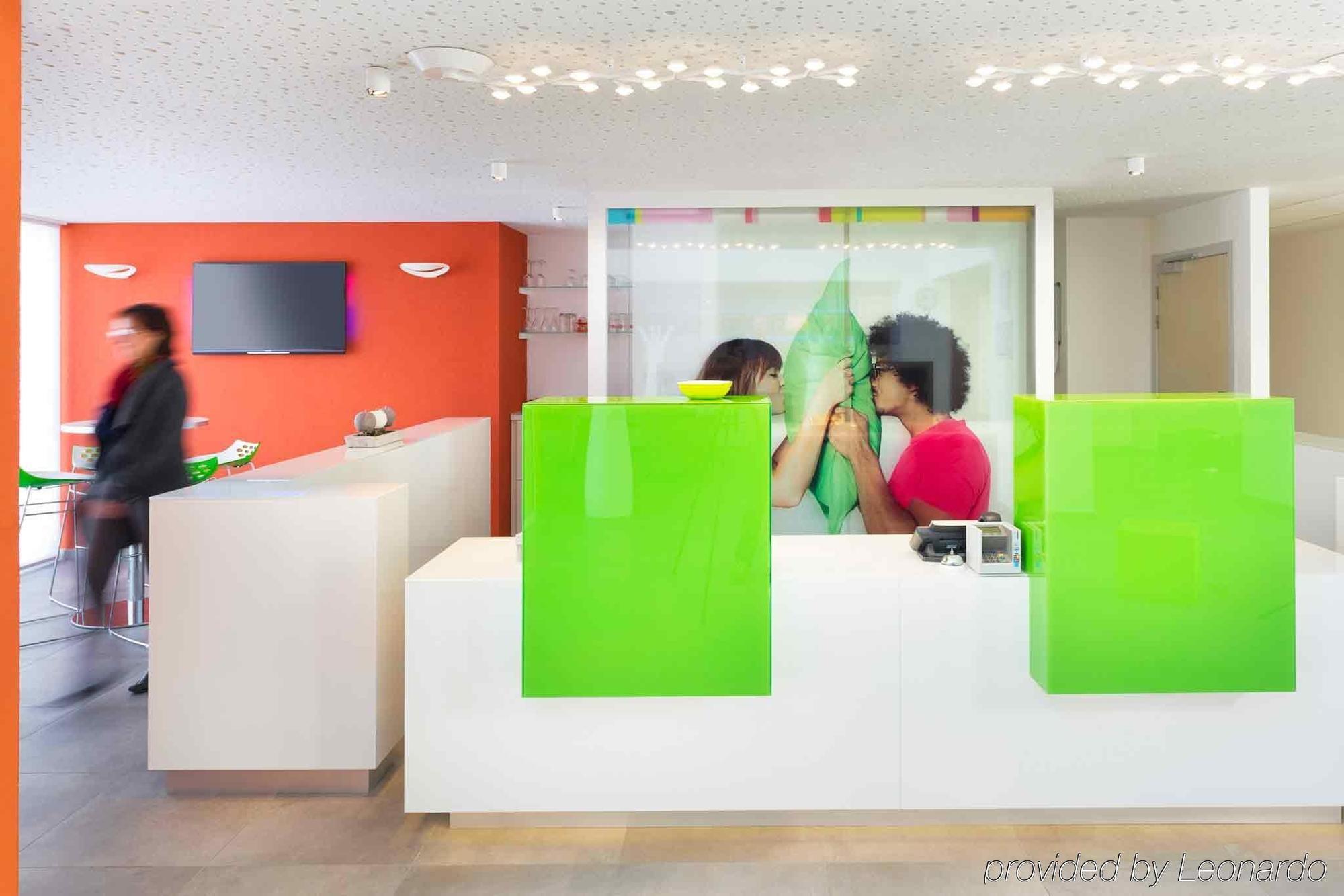 Отель Ibis Styles Нивель Экстерьер фото