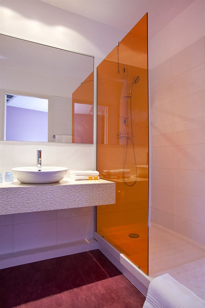 Отель Ibis Styles Нивель Экстерьер фото