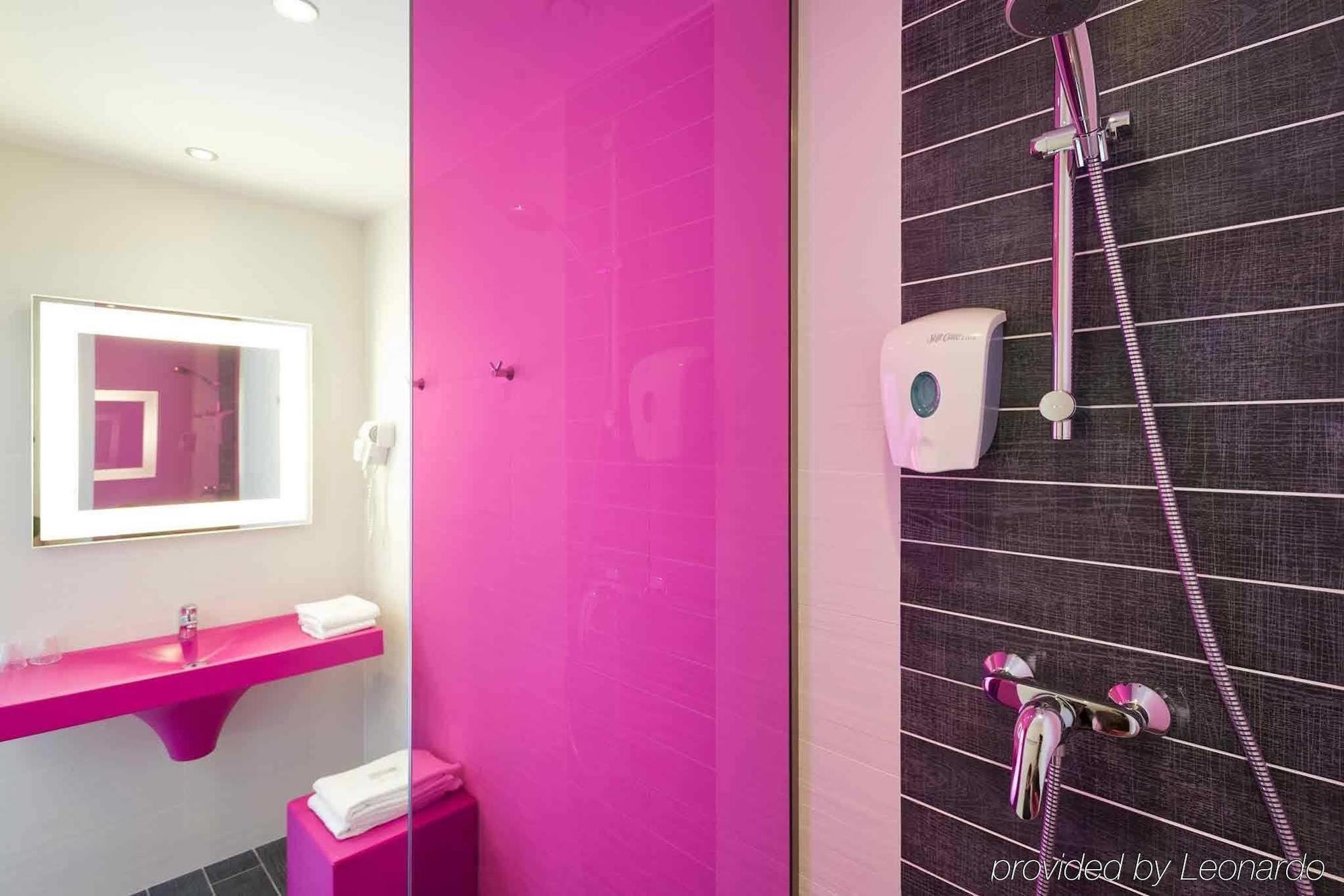 Отель Ibis Styles Нивель Экстерьер фото